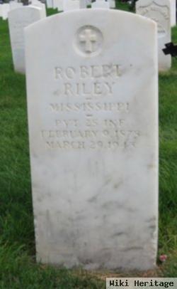 Robert C Riley