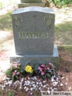 Kelsey R. Haynes