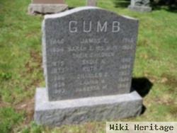 Ruth F Gumb