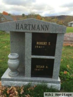 Robert T Hartmann