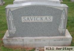 Edward D Savickas