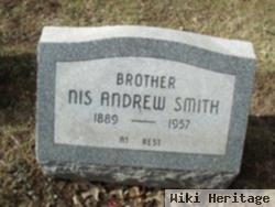 Nis Andrew Smith