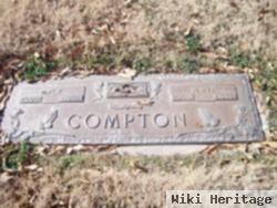 Mack Compton