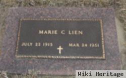 Clara Marie "marie" Menholt Lien