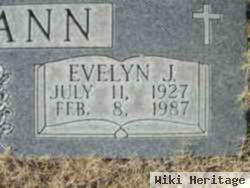 Evelyn J. Clinesmith Gieselmann