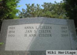 H Ann Ciszek