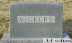 Edward E Vickers