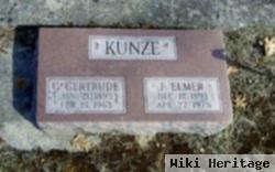 G Gertrude Kunze