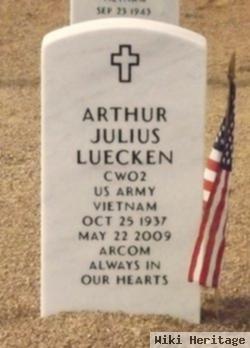 Arthur Julius Luecken