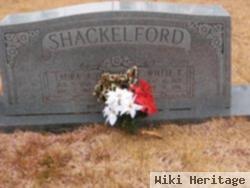 William T "willie" Shackelford