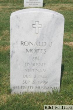 Ronald J Motes