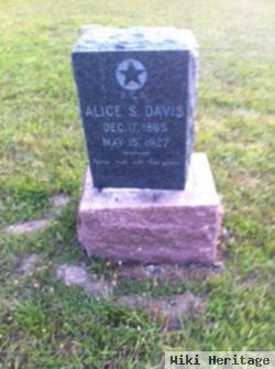 Alice S Scott Davis