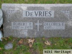 Robert Devries