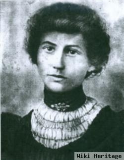 Alta May Truesdell Olsen