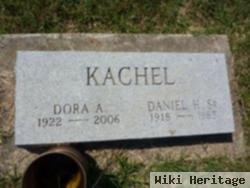 Daniel H Kachel, Sr