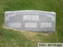 William F Lewis