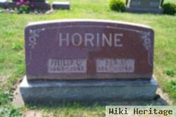 Pera Hahn Horine