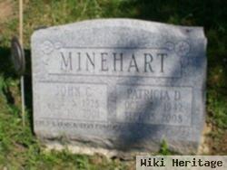 John C Minehart