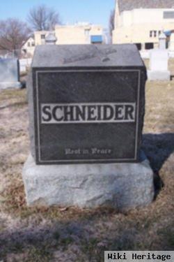 John Schneider