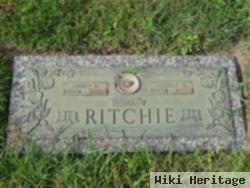 Harry B Ritchie