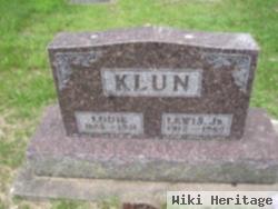 Lewis L Klun, Jr