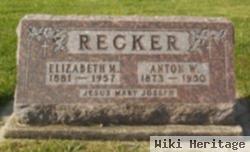 Elizabeth Trenkamp Recker