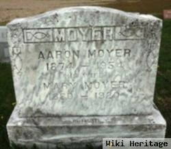 Aaron Moyer