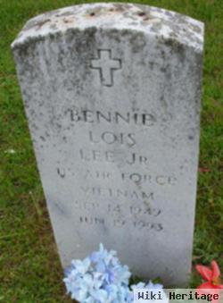 Bennie Lois Lee, Jr