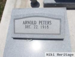 Arnold Peters