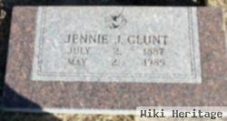 Jennie J Clunt