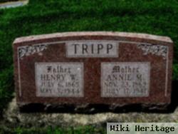 Henry W Tripp