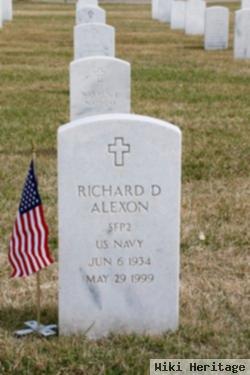 Richard D Alexon