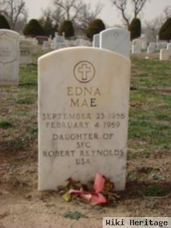 Edna Mae Reynolds