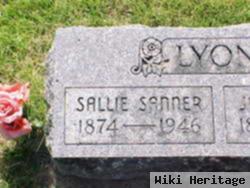 Sallie Sannar Lyon