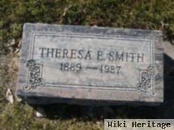 Theresa "tessy" Romell Smith