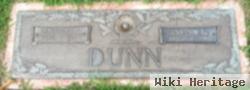 Evelyn L Dunn