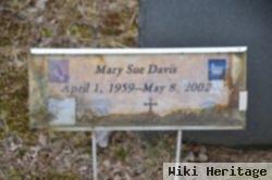 Mary Sue Glidden Davis