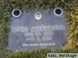 Roni Anderson