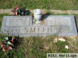 Linnie L. Smith