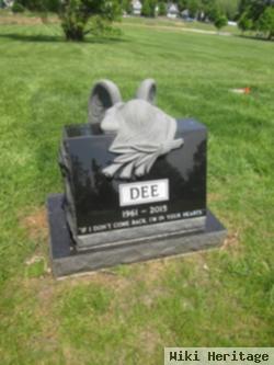 Dee Lee