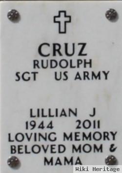 Lillian J Cruz