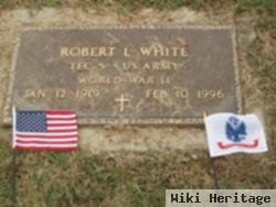 Robert Lee Bradley "bob" White