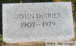 John Devries