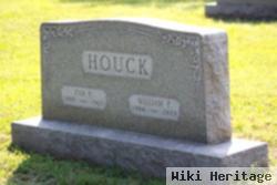 Eva Ruth Houck