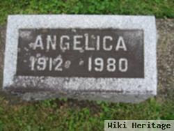 Angelica Payne