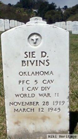 Pfc Sie D Bivins