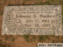 Johnny S Nunez