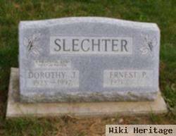 Dorothy J Duff Slechter