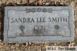 Sandra Lee Smith