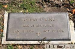 Robert L King